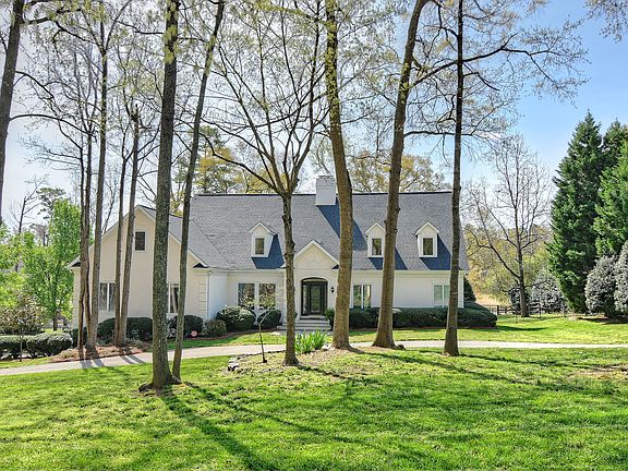 2nd image of 4436 Parview Dr