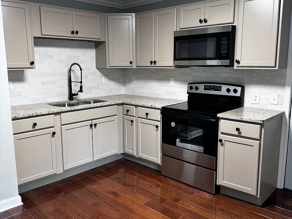 1st image of 3927 Atlanta Dr