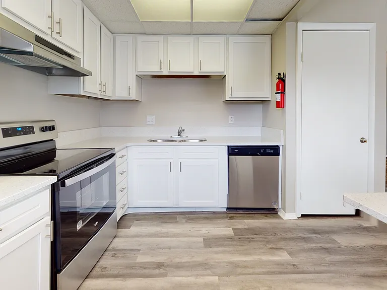 Renovated 1x1 Kitchen