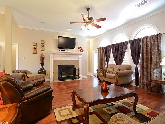 3rd image of 5312 Cypress Dr