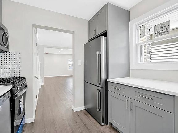 2nd image of 16704 115th Ave Floor 2