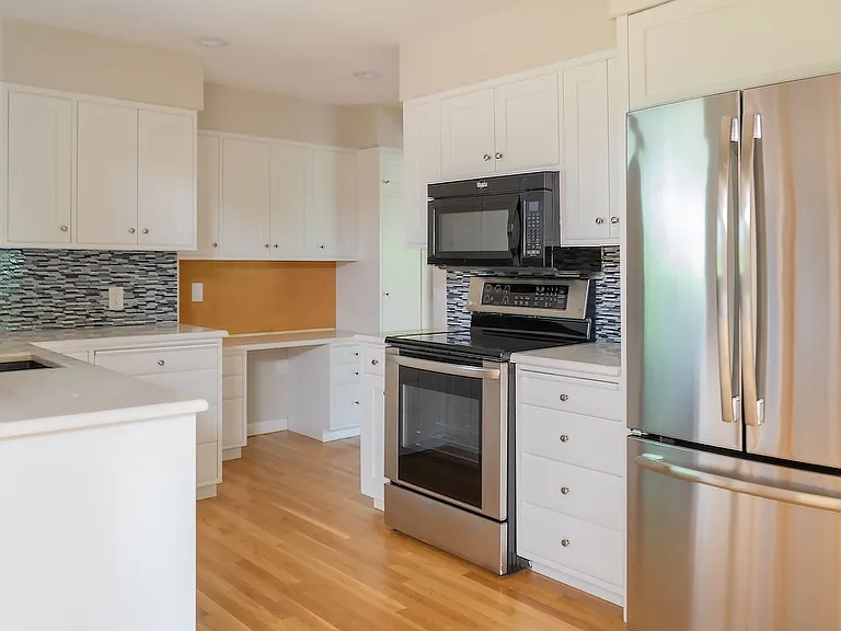 7725 SW Miner Way — Photo 11