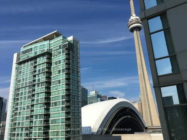 10 Navy Wharf Ct Unit 2105, Toronto, ON M5V 3V2