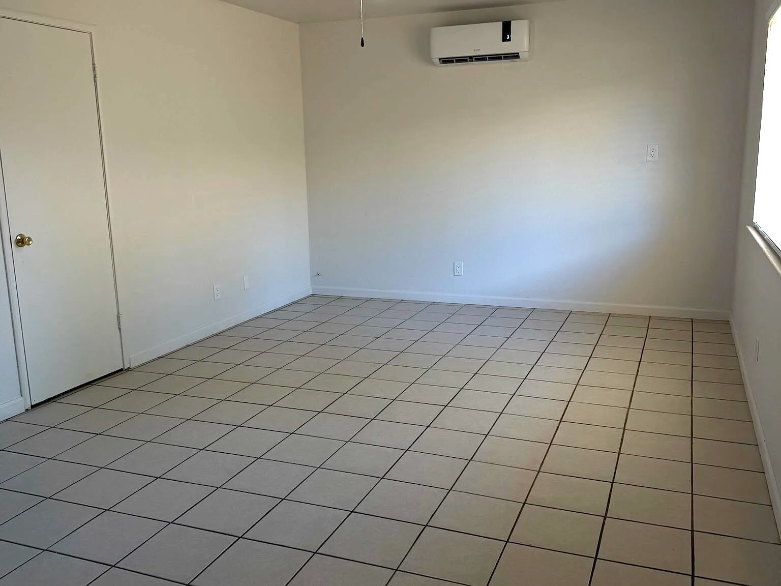 2 bed, 841 sqft, $1,600 — Photo 3