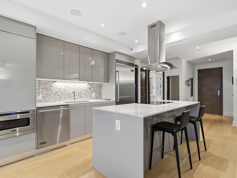 1st image of 1420 Rue Sherbrooke #O-1004