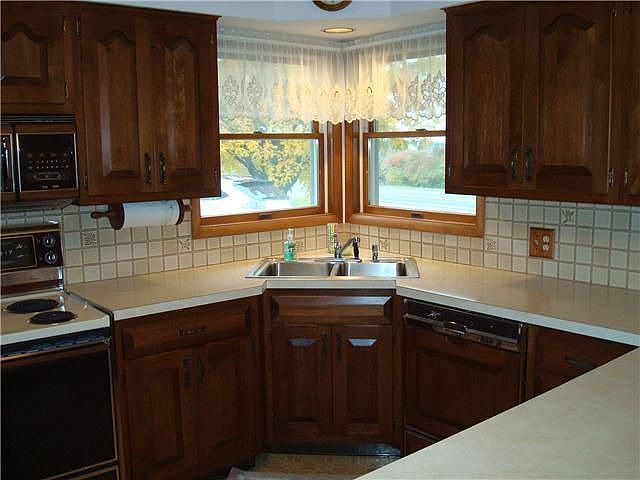 Beautiful new Cherry kitchen