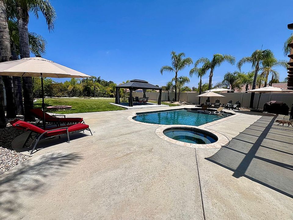 Summertime dream home