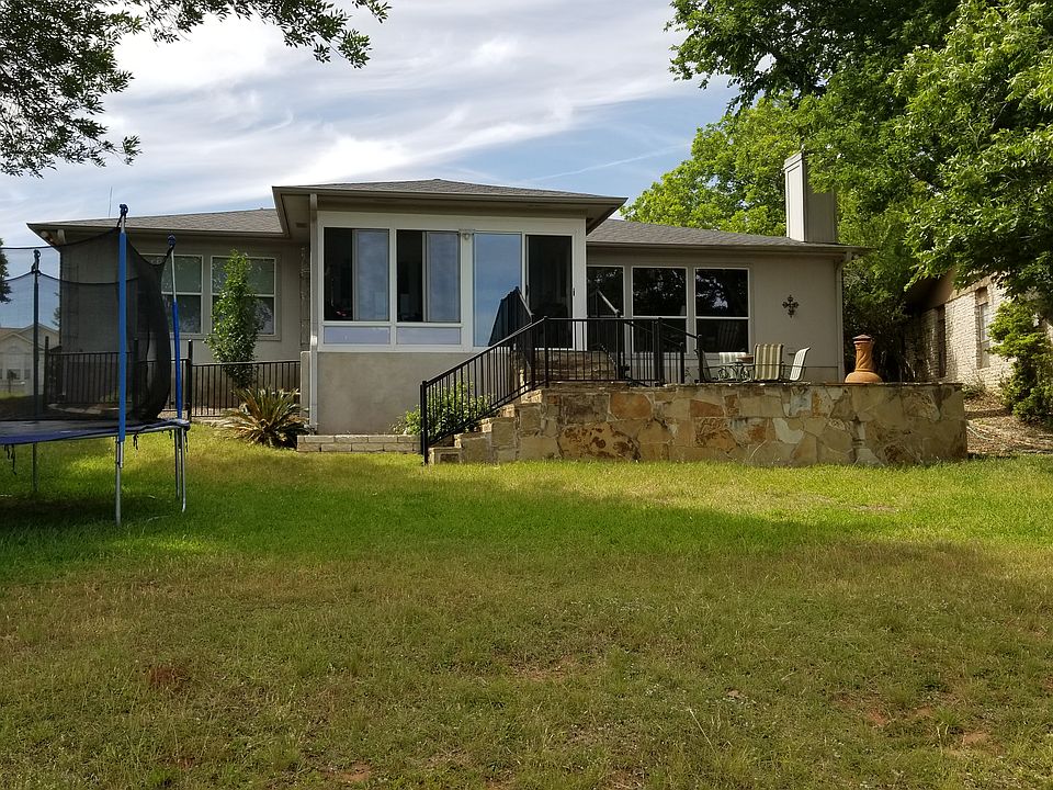Back of the house /back deck