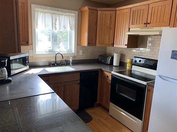 5th image of 728 Beverage Hill Ave Unit U25