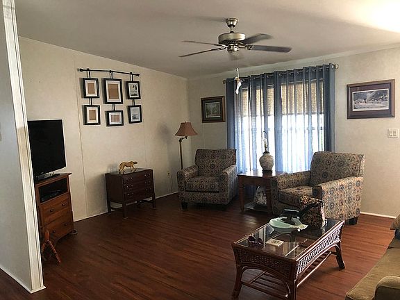 2nd image of 1000 Kings Hwy Unit 326
