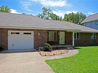 303 SW C St, Bentonville, AR 72712