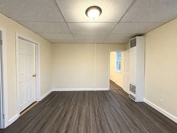 4th image of 49 Fulton St #1R