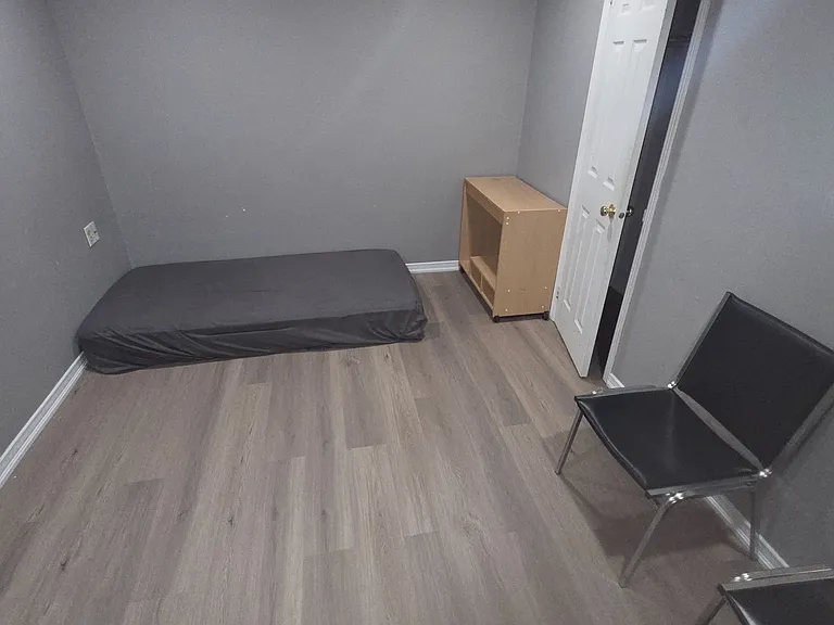 14 Tina Ct #2 — Photo 12