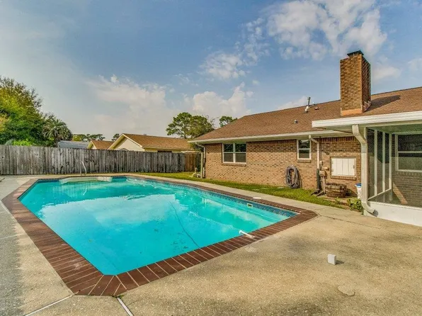 3845 Durango Dr, Pensacola, FL 32504