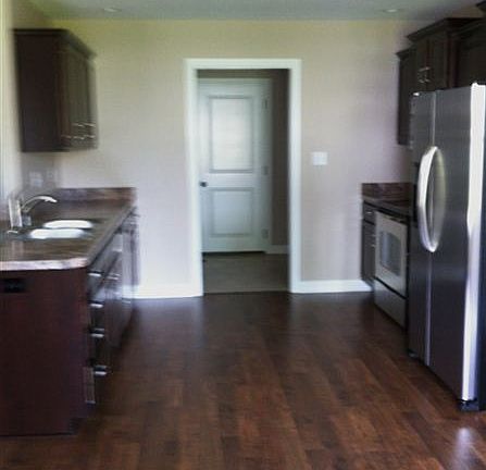 wood laminate flooring