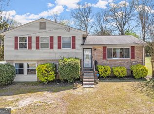 1810 Town Pl, Snellville, GA