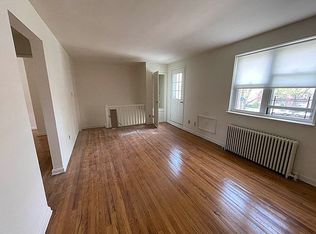 224-36 64th Ave #3, Oakland Gardens, NY 11364