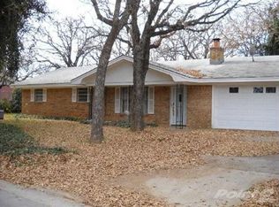 132 Byron St, Stephenville, TX 76401