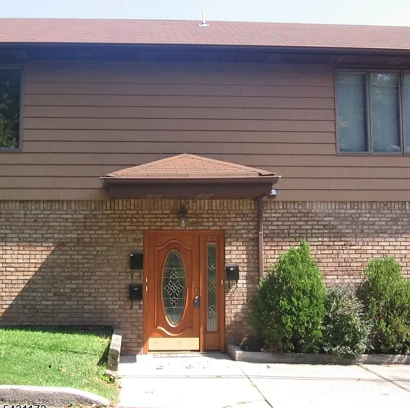 4 Hamilton Ave #1 — Photo 1