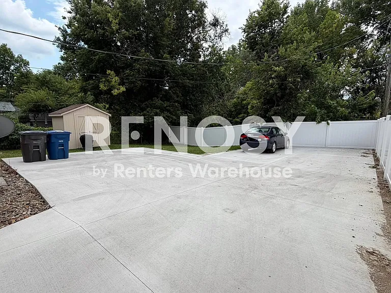 1144 Polk Blvd — Photo 17