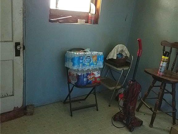 5th image of 503 N Broadway St