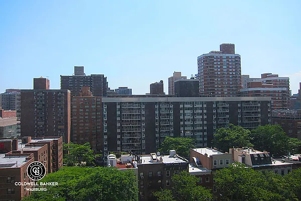 Rented by Coldwell Banker Warburg | media 6