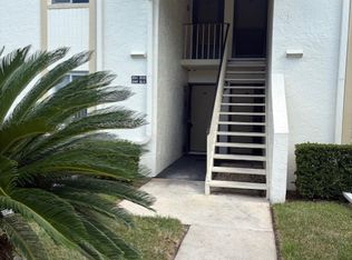 209 Cypress Ct, Oldsmar, FL 34677