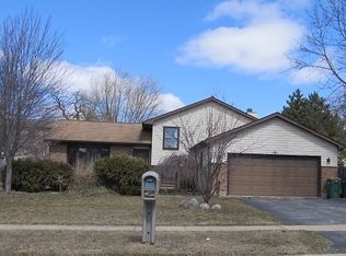 181 Tree Line, Antioch, IL 60002