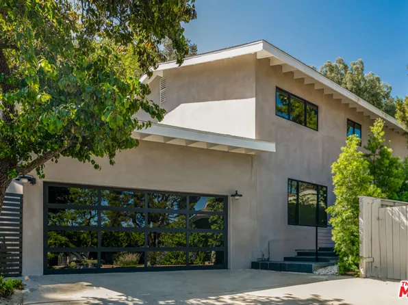 3420 Castlewoods Pl, Sherman Oaks, CA 91403