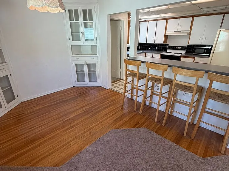 330 E Grant St — Photo 14