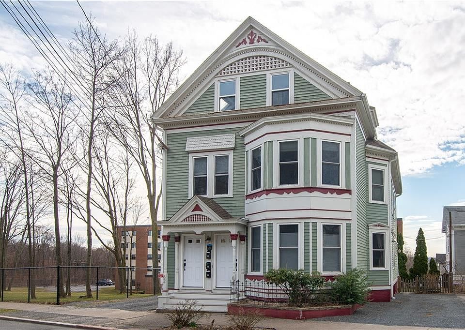 1st image of 62 Camp St #3-3-3