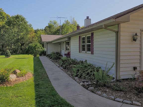 4th image of 9681 W V Ave