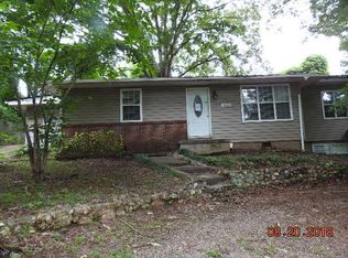 1402 Willet Dr, Athens, TN 37303