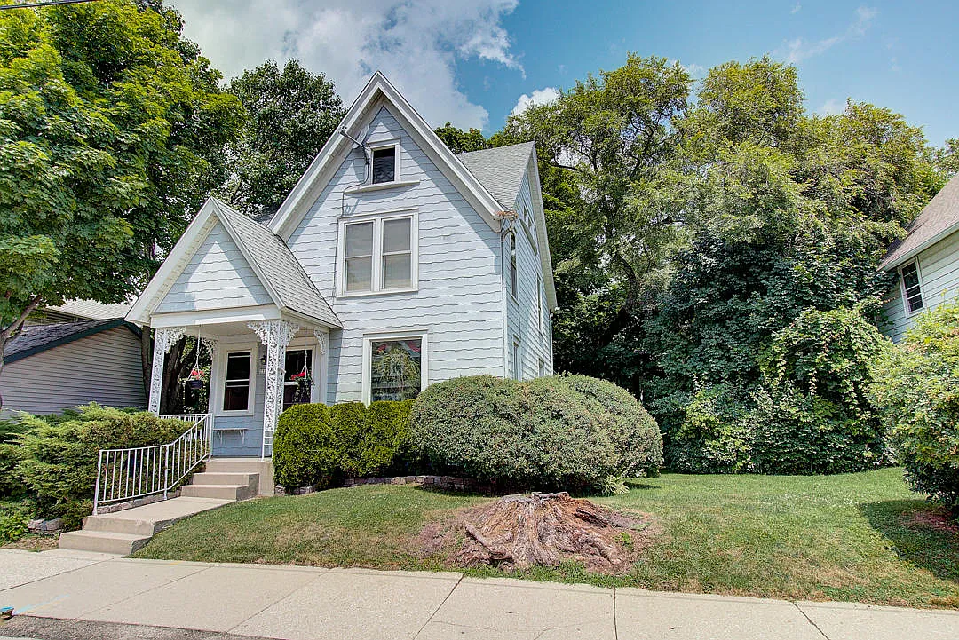 2308 E Euclid Ave photo 1