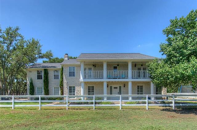 1st image of 2204 Walsh Dr