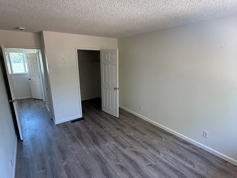 3312 Santa Rosa Ct #1 — Photo 16