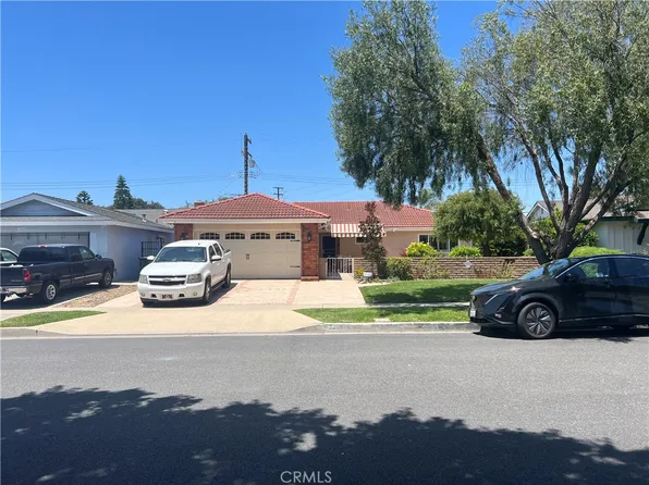 2306 S Rene Dr, Santa Ana, CA 92704