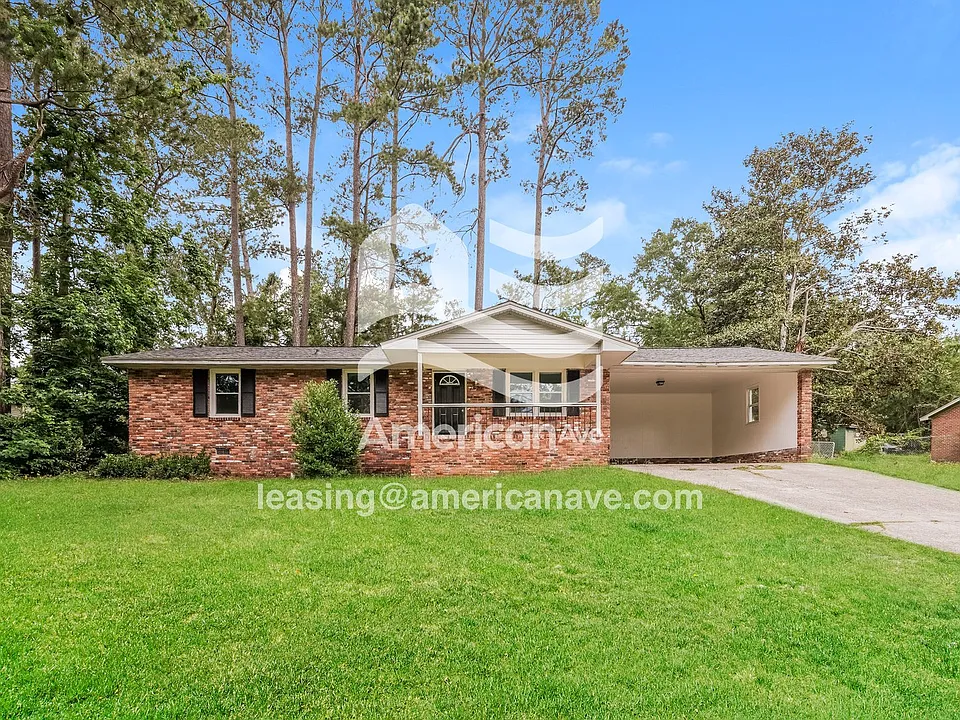 2523 Meadowbrook Dr
