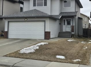 3311 21st St NW, Edmonton, AB T6T 0C4