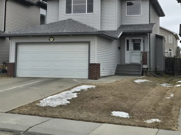 3311 21st St NW, Edmonton, AB T6T 0C4