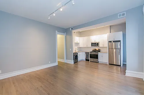 801 N Wabash Ave #4S Photo 1