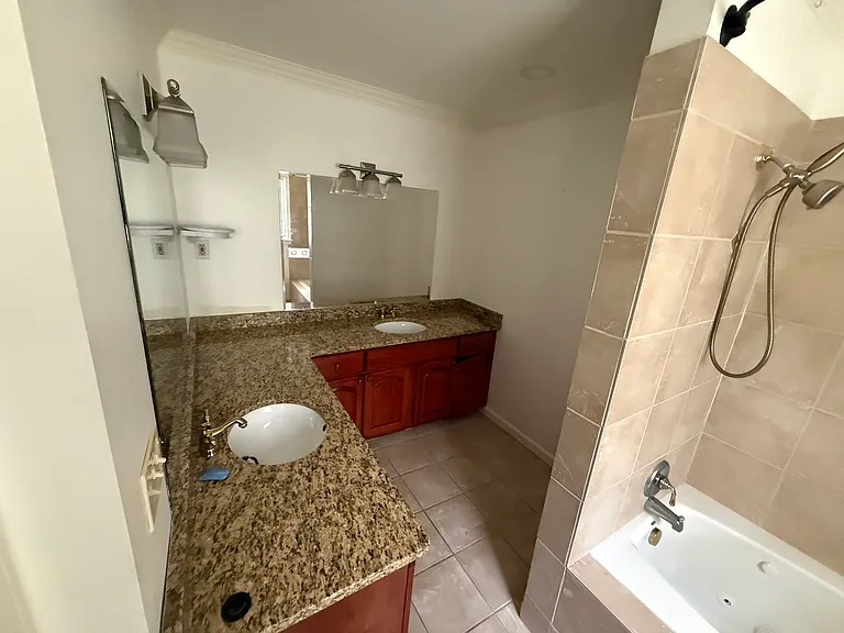 4228 Teakwood Ct — Photo 12