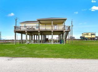126 Nesmith Pl, Surfside Beach, TX 77541