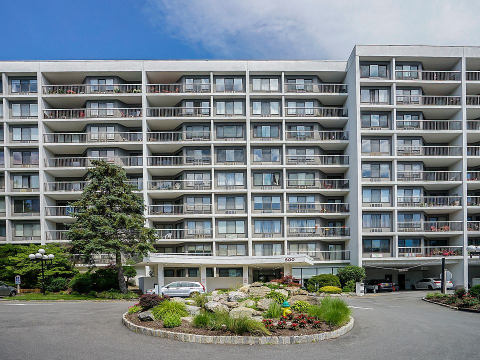 1st image of 500 High Point Dr APT 415