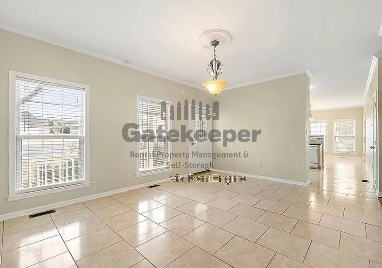 3 bed, 2.0 bath, 1484 sqft, $2,495 — Photo 4