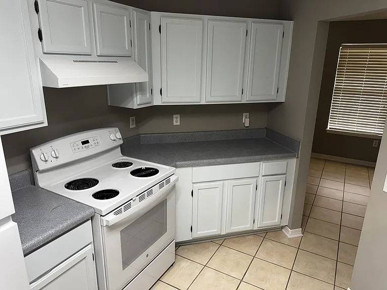 9184 Arand Dr — Photo 11