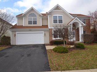 560 Huntington Cir, Lake Villa, IL 60046