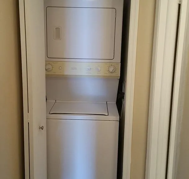2934 Plaza Terrace Dr — Photo 22