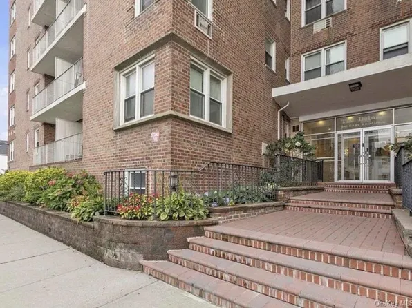 210 E Broadway #6J, Long Beach, NY 11561
