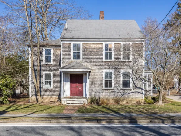 19 Locust Street, Falmouth, MA 02540